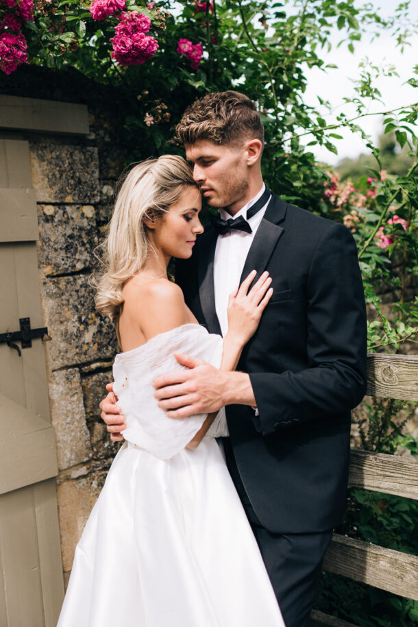 cotswolds outdoor wedding